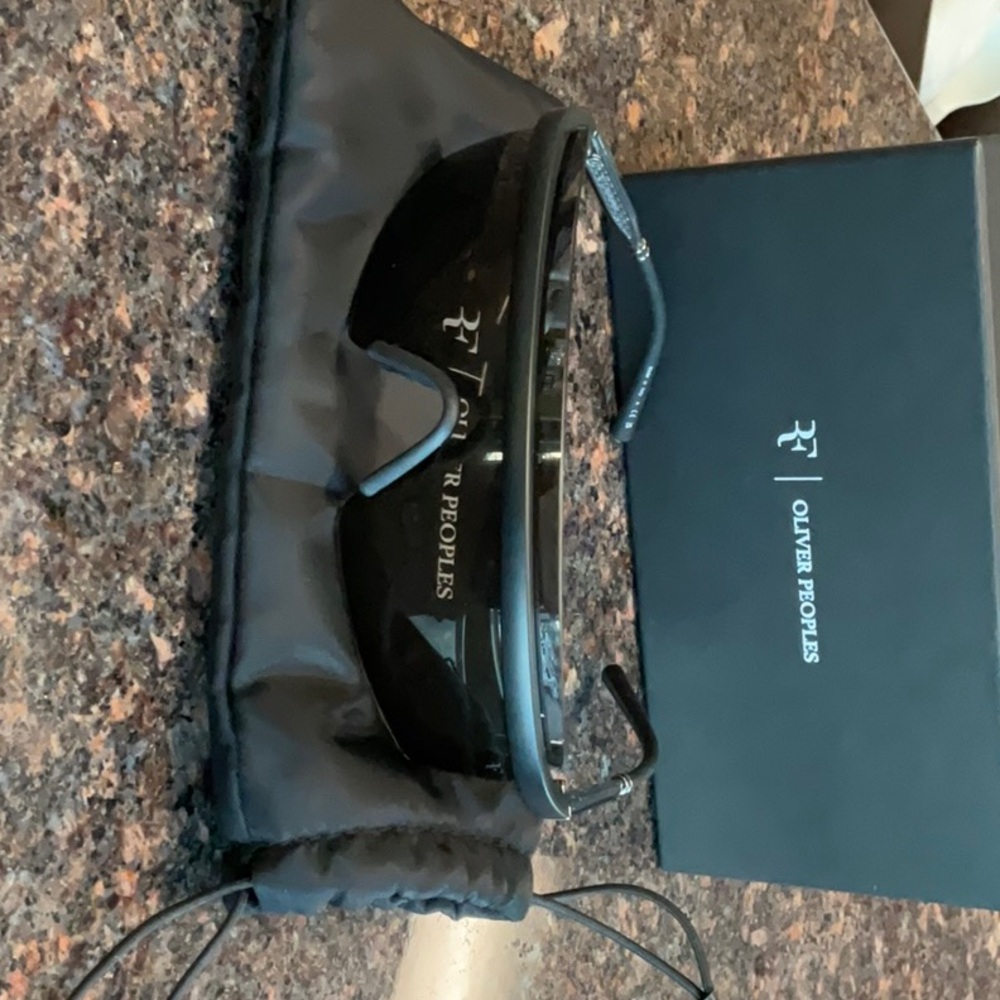 OLIVER PEOPLES SUNGLASSES - ROGER FEDERER COLLECTION